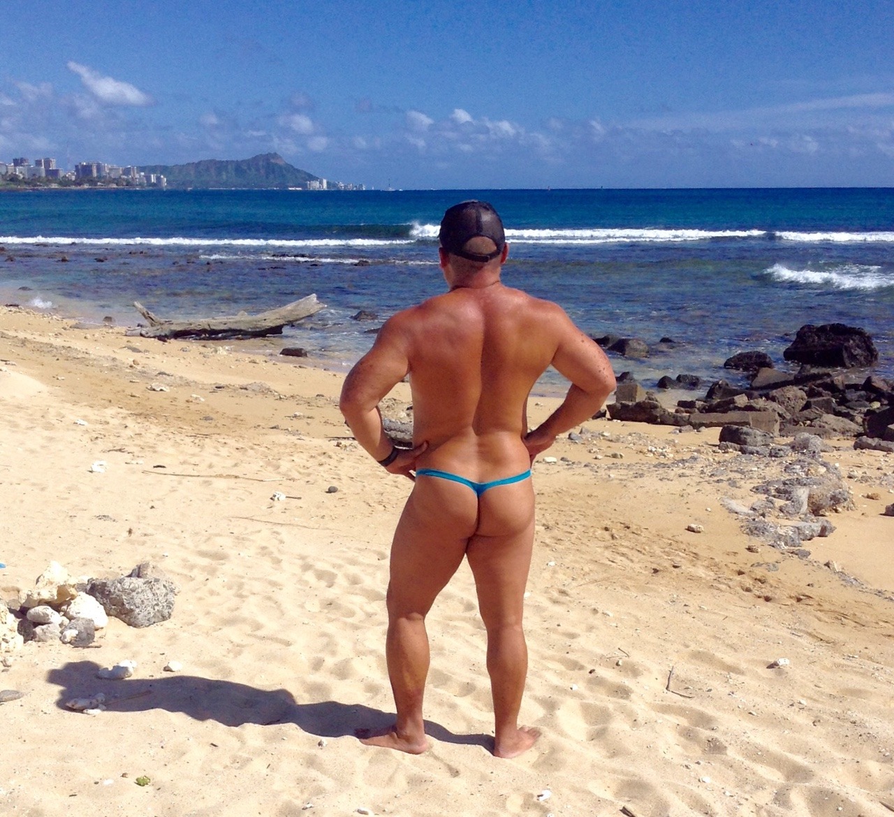 smoothmuscledad808:  Tanning to get back my thong tan line on a beautiful afternoon