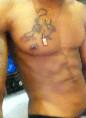 bustyournutt:  amazinasi:  thickboyswag:  Damn  My husband  http://bustyournutt.tumblr.com/