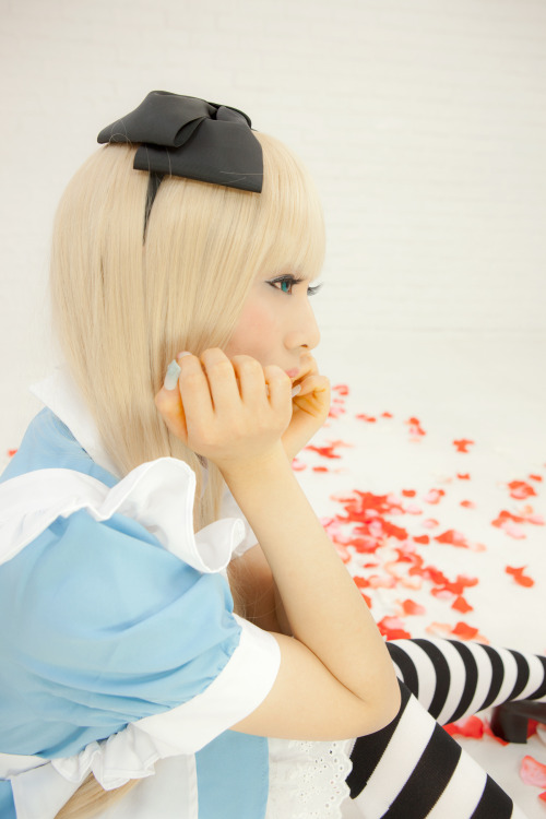 Alice in Wonderland - Alice Liddell (usakichi) 1-1