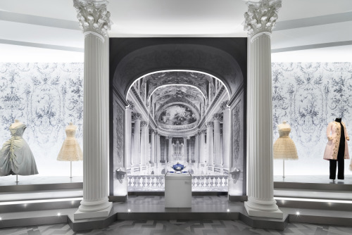 brooklynmuseum: When the House of Christian Dior opened on February 12, 1947, he modeled on the deco