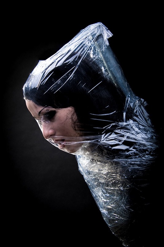 darkangelsbride:  Photo by Alexander Horn  Is this art or just a damsel wrapped