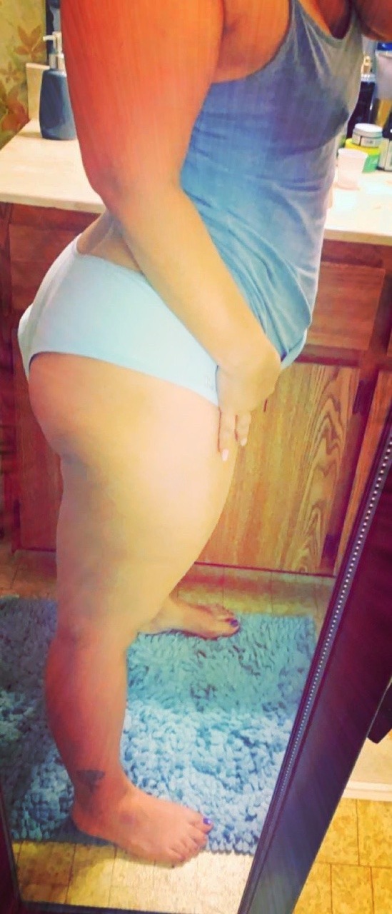 coveredsunshine-deactivated2020:Thigh Thursday  Sexy thigh thursday