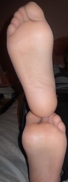nwland: luvhosedsoles: Size 9.5