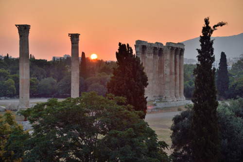 balletmuse: Temple of Olympian Zeus - Athens - Greece (by Henrik Berger Jørgensen)