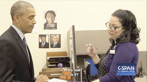 bestnatesmithever:king-emare:emotions-are-dangerous:sandandglass:President Obama tries to get a driv