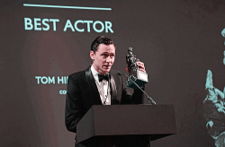 tomfighter:   Tom Hiddleston accepts the Best Actor award for ‘Coriolanus&rsquo; at the 60th London Evening Standard Theatre Awards 