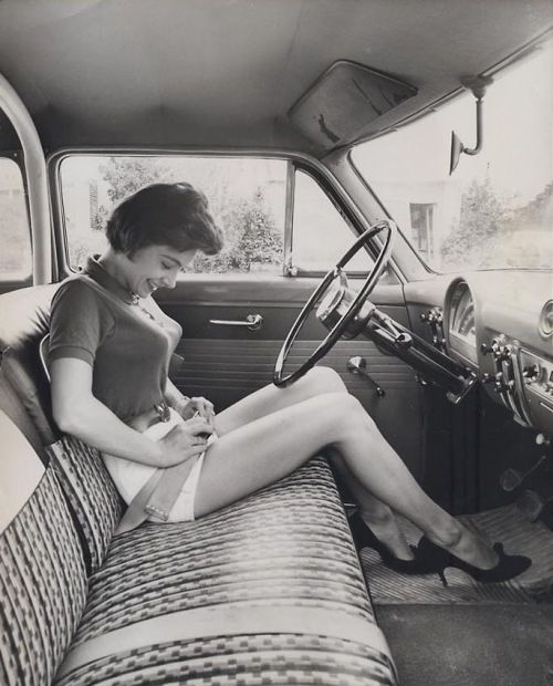 the50s: Cars used to have a bench front seat and we stood in the middle with NO seatbelt. Mom would 