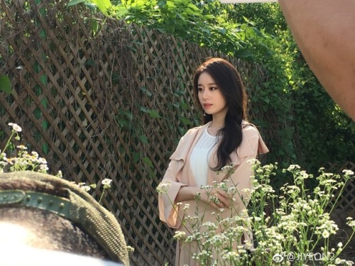 JIYEON2____ | ​​​​