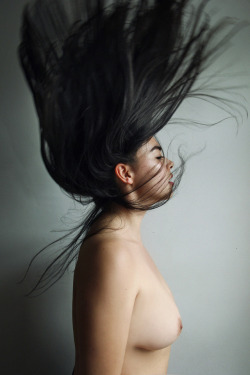 lightnessandbeauty:  Lauren Chan by Lily Cummings