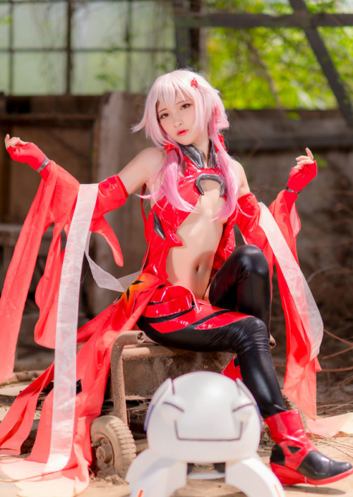 scandalousgaijin:Inori Yuzuriha adult photos