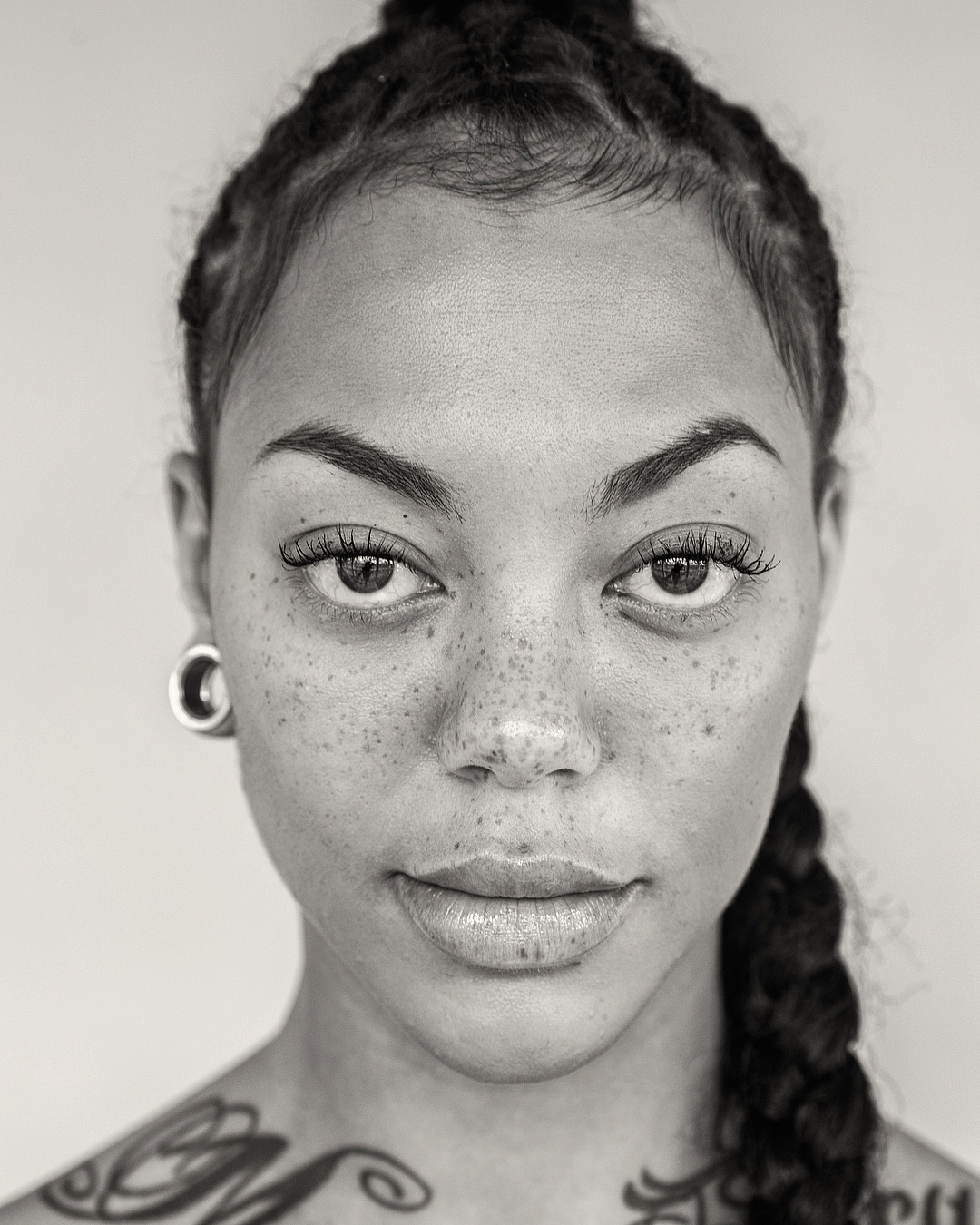 arutai:  Miryam Lumpini by Ryan Stokes
