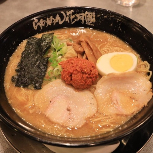 本日のラーメン！ Camera ： EOS R Lens ： EF24-105mm F3.5-5.6 IS STM #ラーメン #ラーメン好き #ラーメン巡り #ラーメン #ラーメン大好き #ラーメン