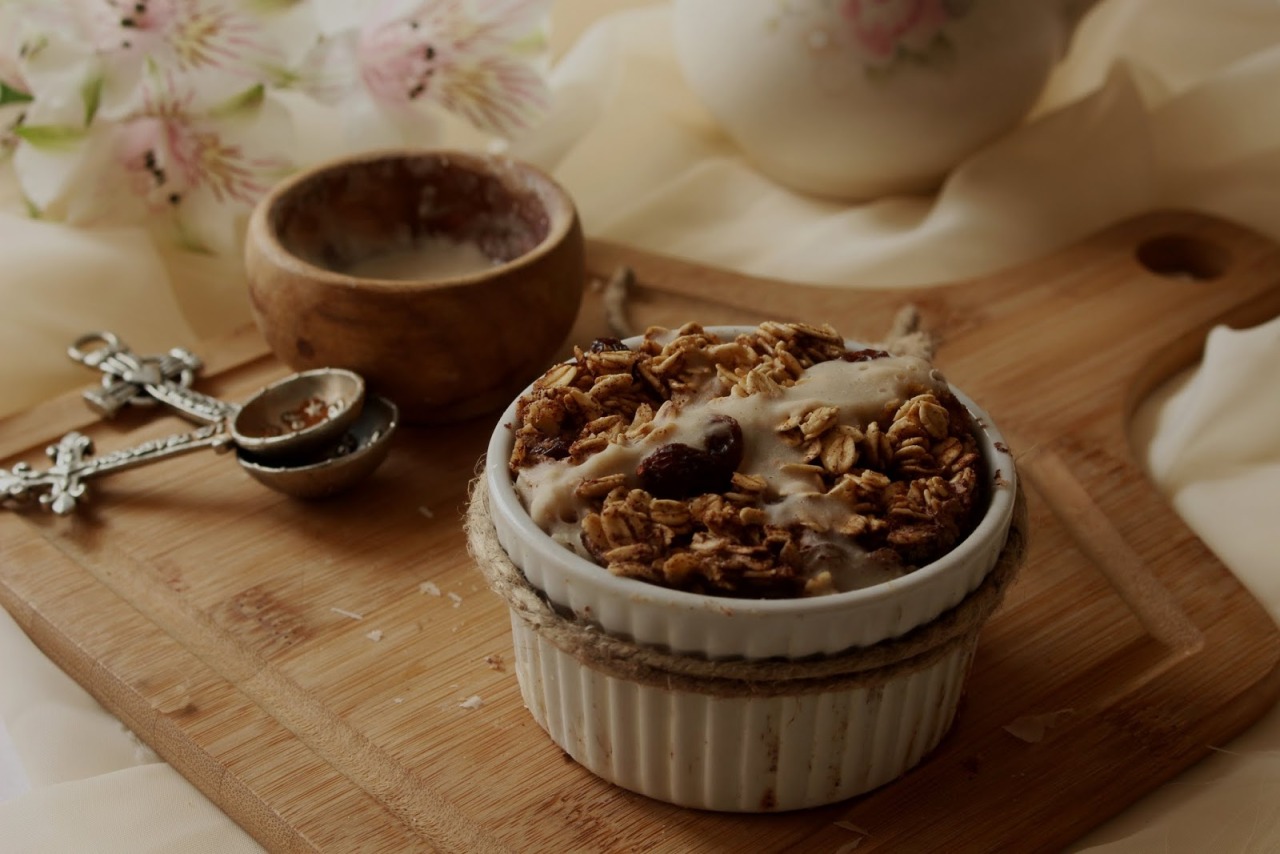 Totally Oatmeal - Simple Hot Cross Bun Baked Oatmeal  Happy Easter,...