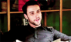 phlpsheas:  Hair gel’s got i c e in his veins. 