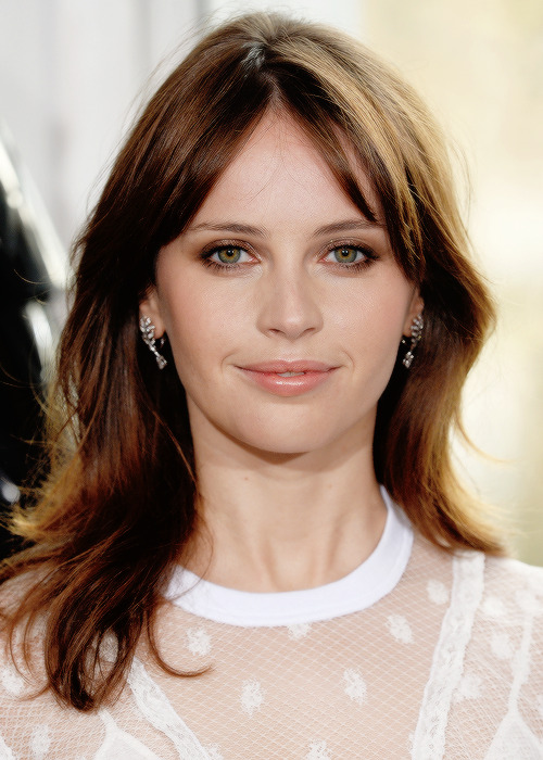 dailyfelicityjones: Felicity Jones attends a photocall for ‘Rogue One: A Star Wars