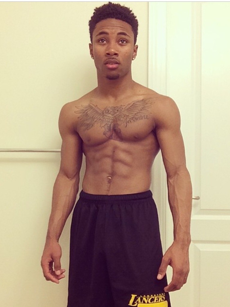 yourrrniggasdick:  essfitcee:  cashstr8:  sexyredbones:  I’m asking the question