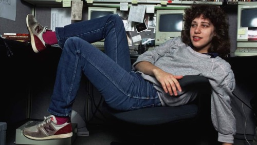 powpowhammer:willowposs:retroactivebakeries:through-a-historic-lens:Susan Kare, the