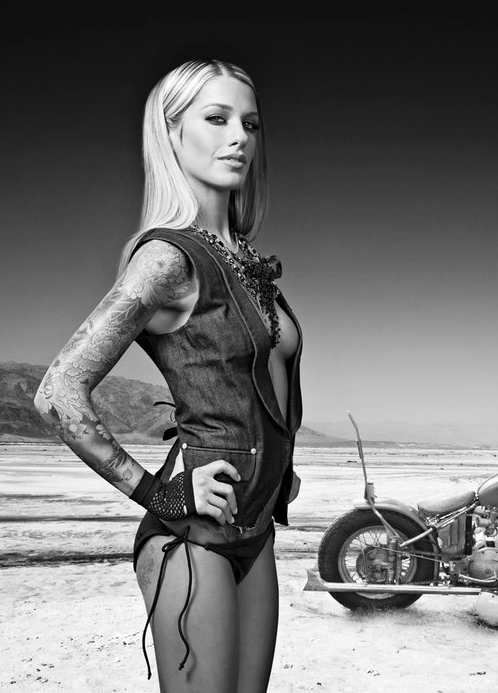 spic3y:  Check out hot this blog  Tattoos, Piercings, Tits, Babes &amp; More