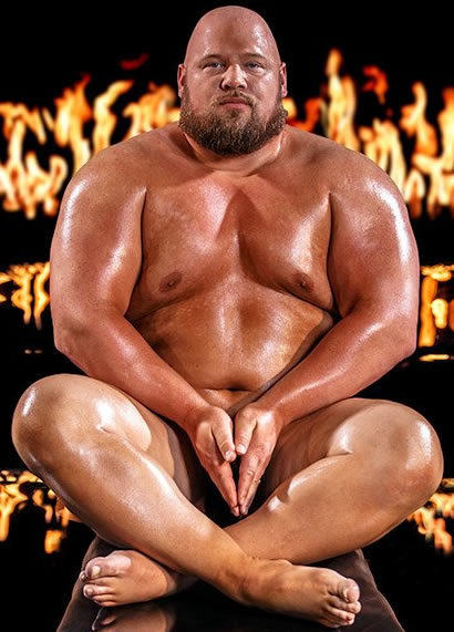 orsiar: bearmythology: HOLY TOLEDO!!!!! Powerlifter Blaine Sumner poses for Bodybuilding.com’s “Bodi
