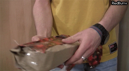 redbums:   you know why  That’s quite a Christmas Cracker!You can see the entire
