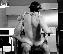 3leapfrogs:  cumandworship:  Alex Mecum bends Colton Grey   3leapfrogs| •=• •=•
