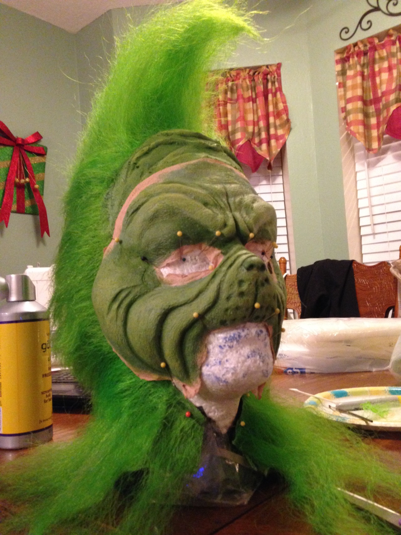 twinzik:  Becoming Grinchy [Progress/Cosplay by Hee-Hee from Twinzik] 