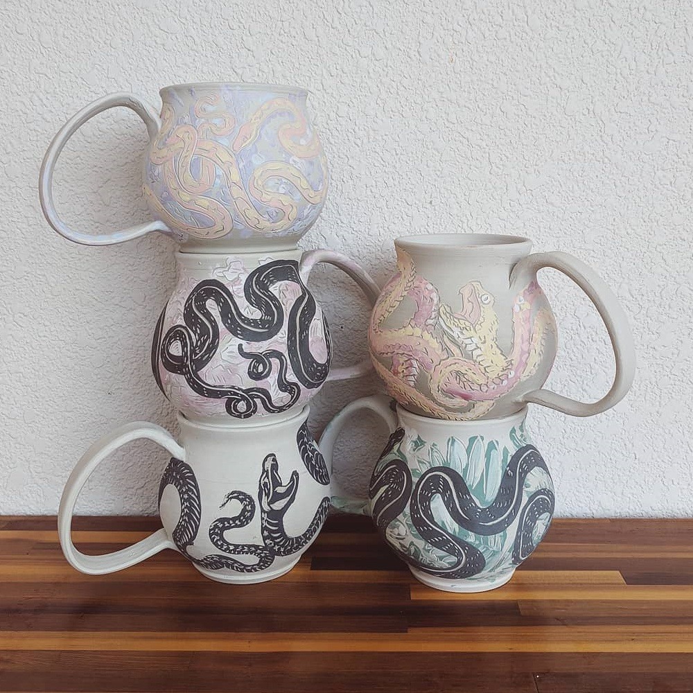 teapotsahoy:  sosuperawesome:  Snake Mugs Sarah Ritchie on Etsy See our #Etsy or