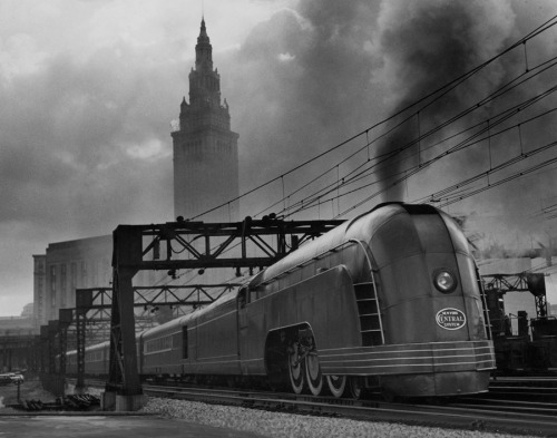 A New York Central Mercury train is dwarfed by Cleveland’s Union Station, November 1936.Photog