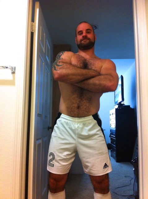 fuckyeahdaddies:  Loads of Daddies at Fuck Yeah Daddies.Click Here to Follow Fuck