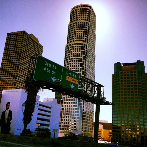 bluntskeez420:  #110Freeway #LA 