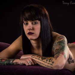 303Kimboslice:  #Tattooedgirls #Tattooed #Tattoos #Tattoo #Awesome #Brownhair #Blackhair