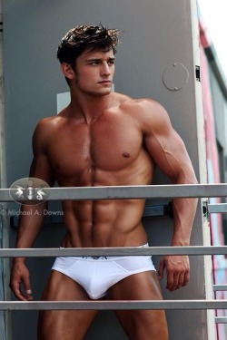 nickk1712:  Follow: http://nickk1712.tumblr.com.   Bryant Wood 