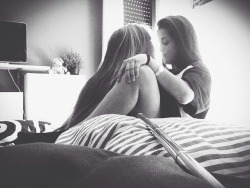 the-inspired-lesbian:  Love & Lesbians