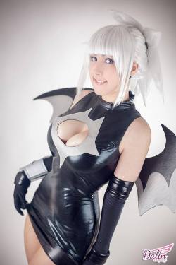 cosplayhotties:  Shadow Lady 2 by DalinCosplay