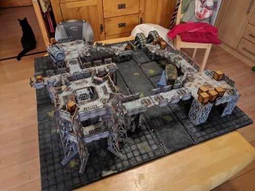davidmasterson:Back to scheduled programming - painted up my TT Scenics MDF industrial terrain over 