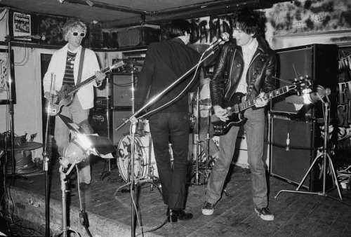 tvbabie:the damned at hope &amp; anchor in london, november 1976photos by erica echenberg1, 2, 3