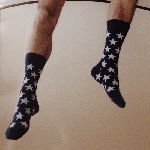 tzaris:  • Star Jumping • by scottinno http://ift.tt/1yfASF1 