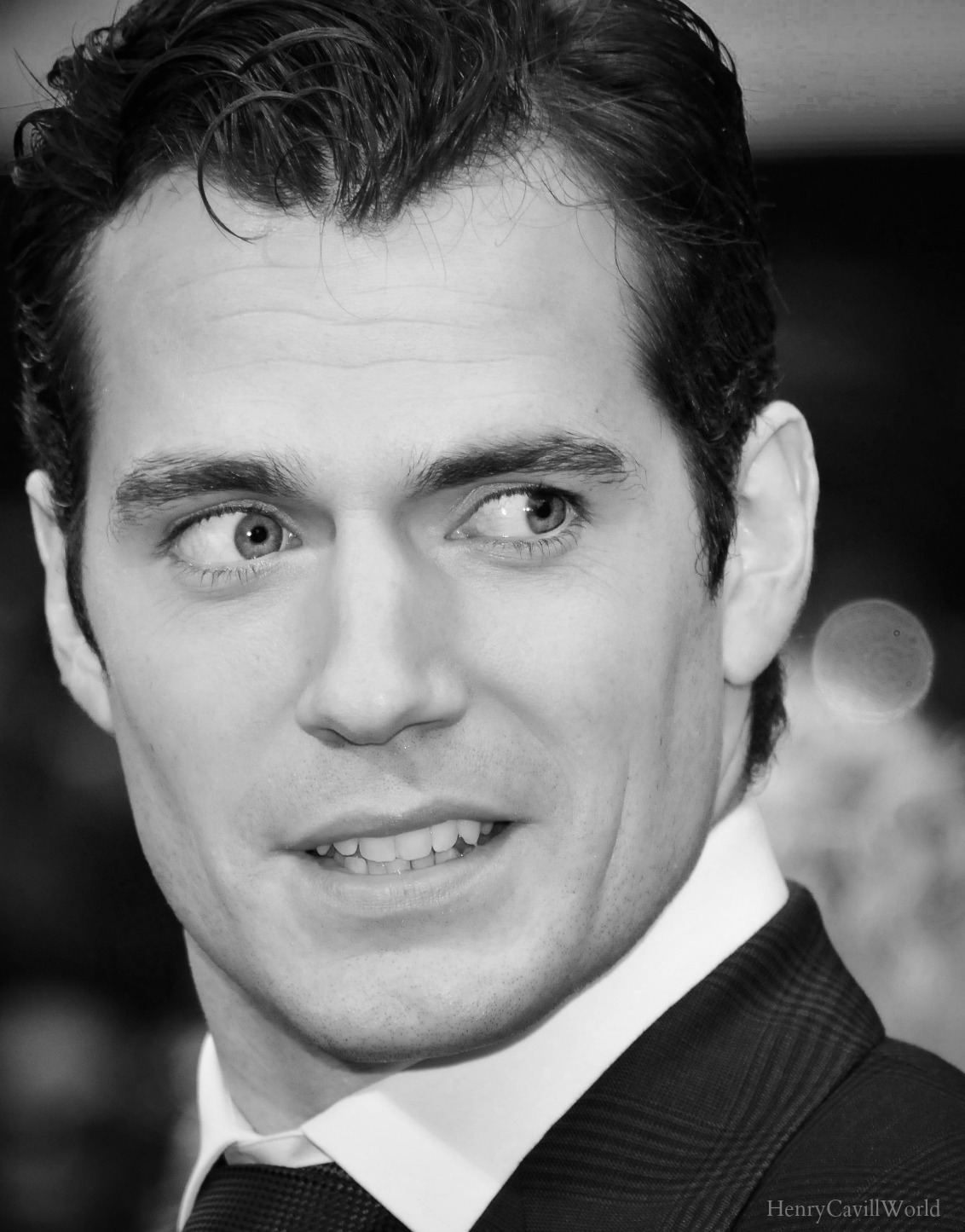 Henry Cavill World — THAT LOOK , THAT...