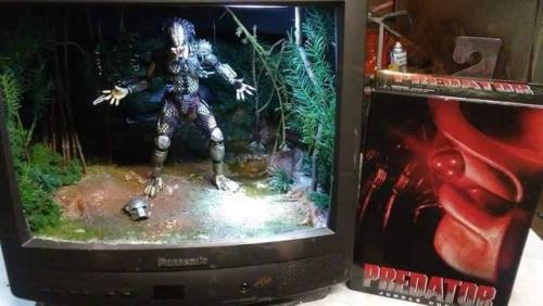 tankgirlymimic: sixpenceee: Combining horror figures with old TVs  . By Rickey Williams @b