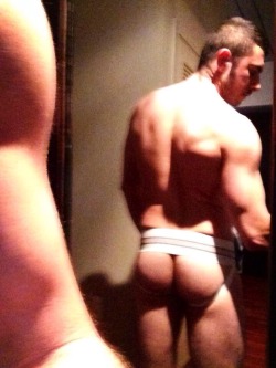 cat5huntr:  Ass is hungry today! Any loaders? 🐷😈🐷