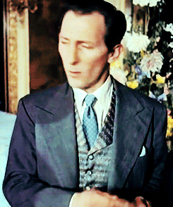 charlesdances:charlesdances:Peter Cushing looking fabulous and talking fashion at the Waistcoat Club
