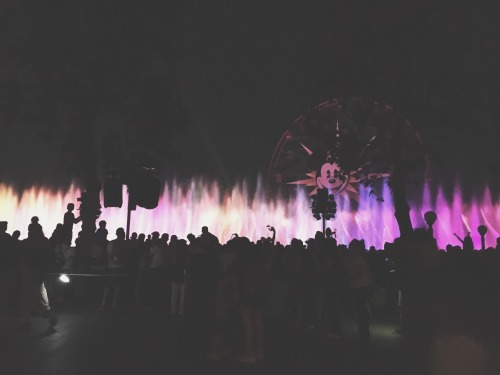 tumbleupondisney:world of color | california adventure