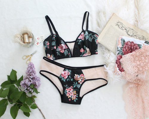 lovinghandmadelingerie:OhhhLulu