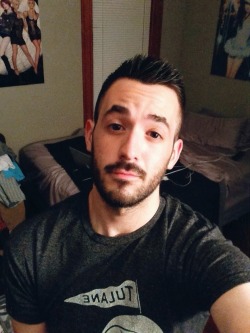 myowntwoshoes:  myowntwoshoes:  I got a haircut