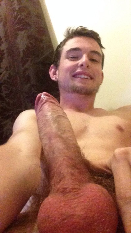 gayamateurclub:  Big dicked hottie! Like amateur guys?  Follow the Gay Amateur Club. http://gayamateurclub.tumblr.com/