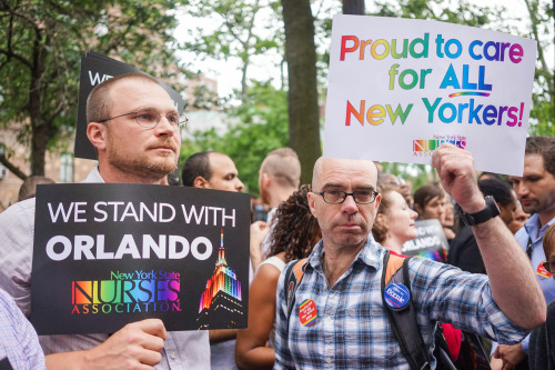 activistnyc:Vigil for ‪#‎OrlandoShooting‬ victims at the historic Stonewall Inn. #OrlandoStrong #lov