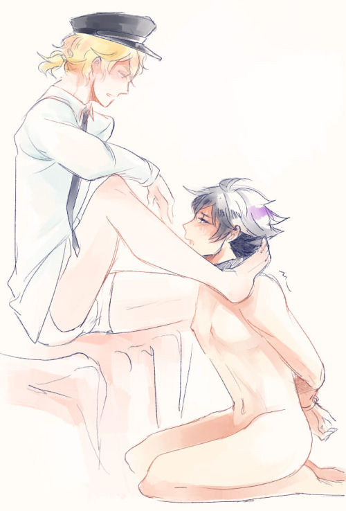 rubsomeredinit: Late to Mikayuu week hahahahWELL .. Police.. AU????????????? 