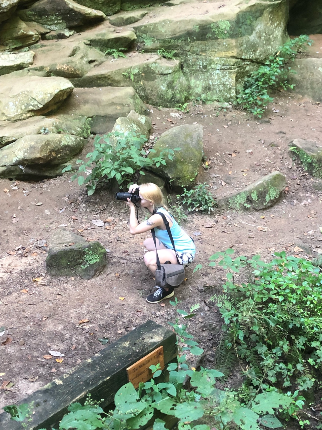 Final hikes in Hocking Hills before heading back north , Rock House and Ash Cave with babe. Had a great weekend 😊❤️ @katiiie-lynn 