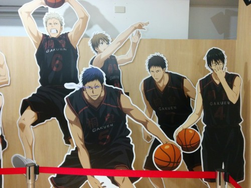 midorichan10: J-World renovated the KnB area a bit with some new stuff! One, lots of Seirin vs. Tou