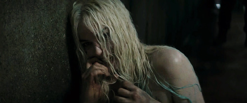 mvmmydust:Harley Quinn in the Suicide Squad trailer